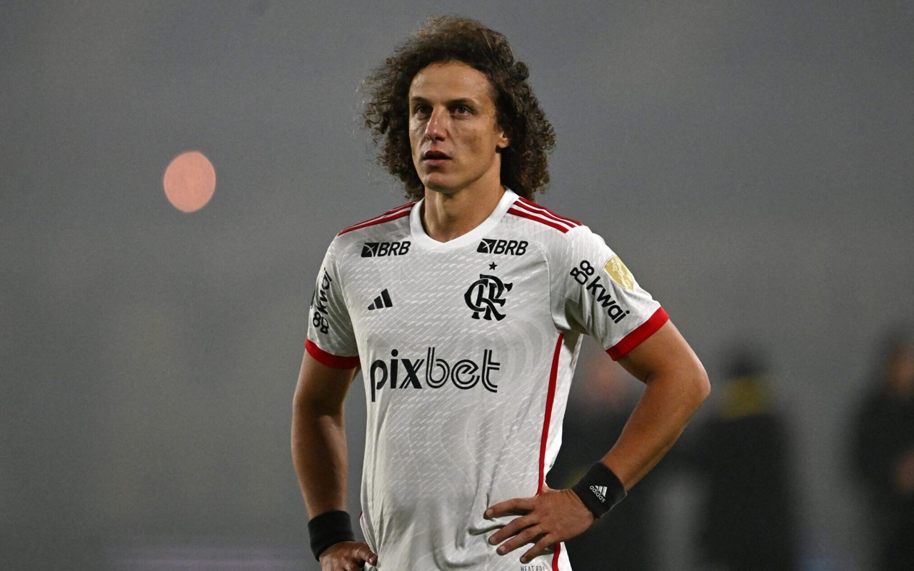 David Luiz em ação pelo Flamengo, seu último clube (Foto: Eitan ABRAMOVICH / AFP)