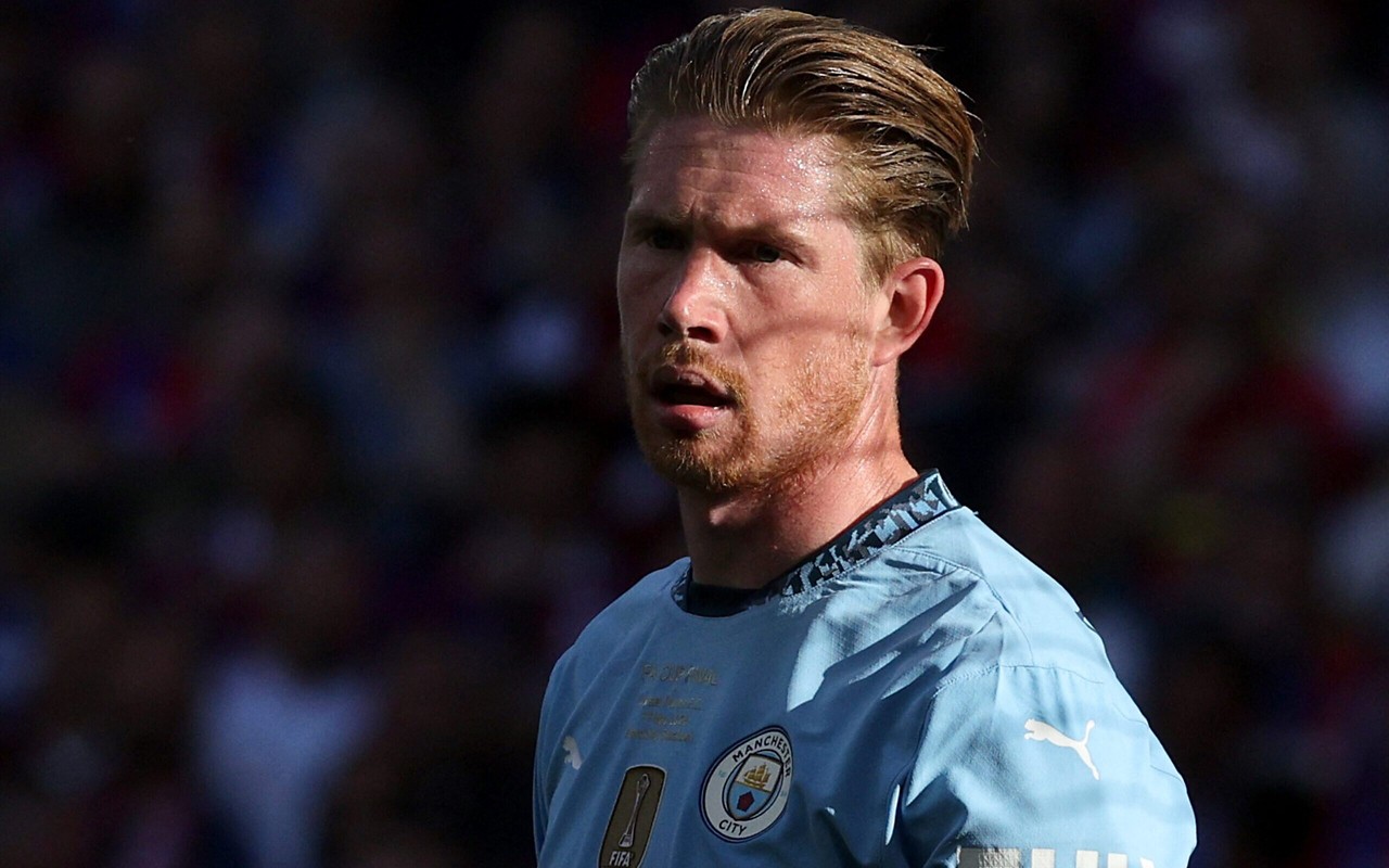 De Bruyne em ação pelo Manchester City (Foto: Adrian Dennis / AFP)