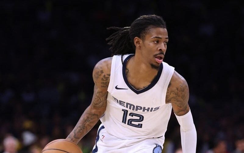 Ja Morant em ação pelo Memphis Grizzlies na NBA (Foto: Harry How / AFP)