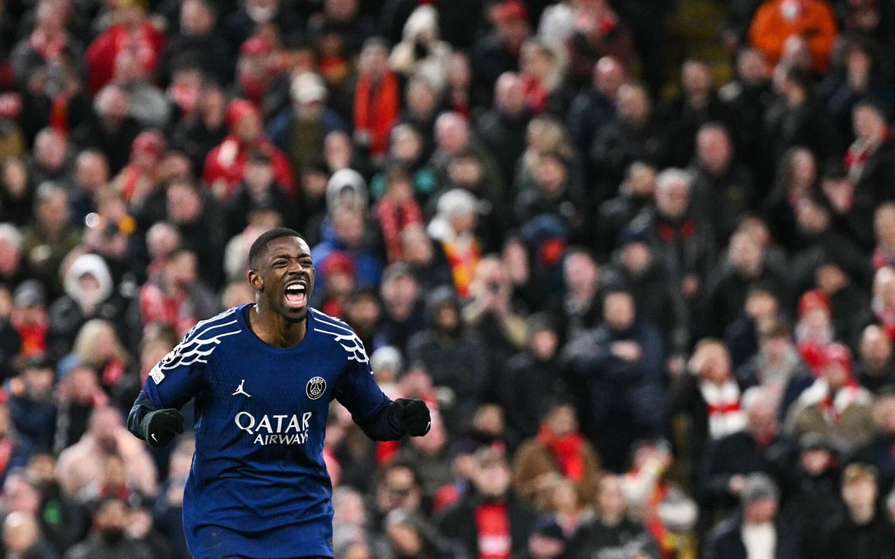 Ousmane Dembélé em ação pelo PSG na temporada 2024/25 (Foto: Oli Scarff/AFP)