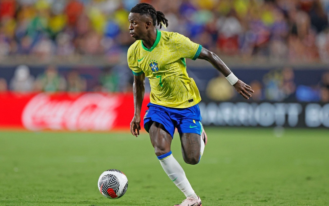Vini Jr em ação pela Seleção Brasileira (Foto: Rafael Ribeiro/CBF)