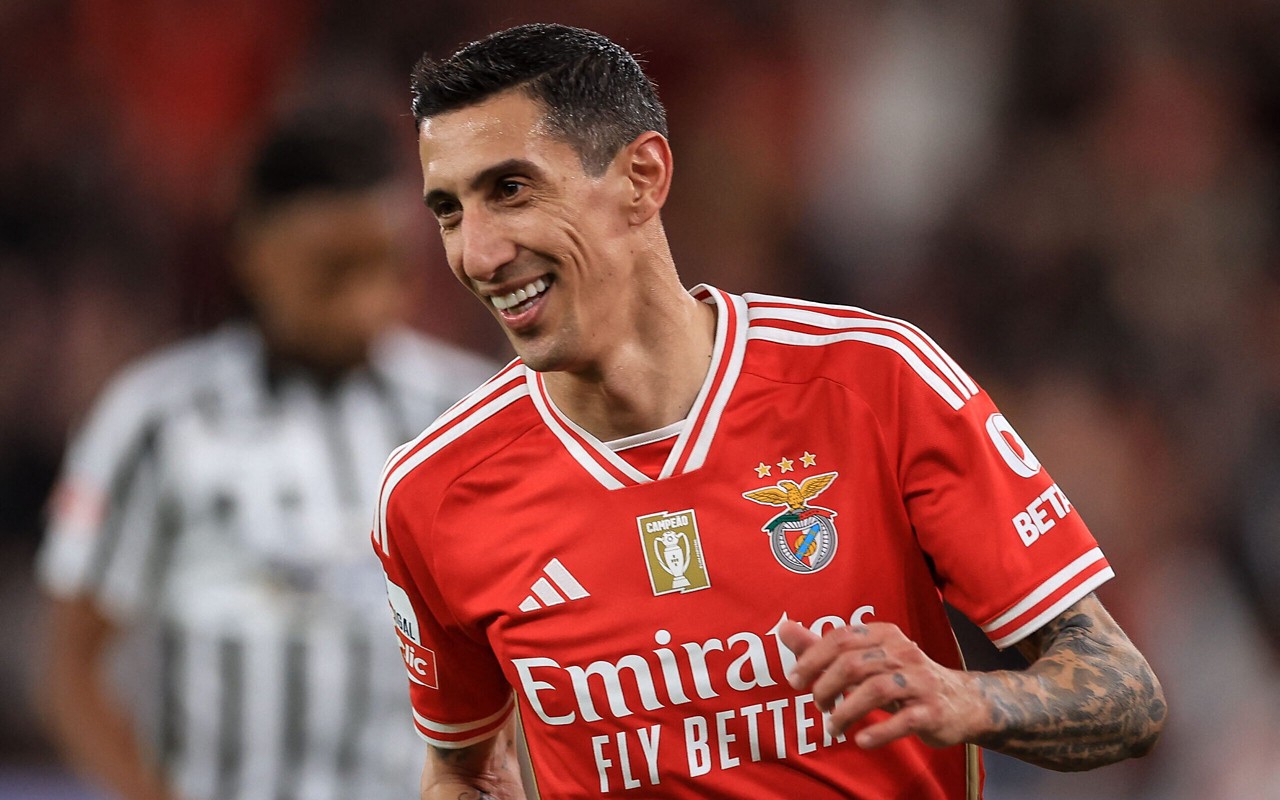 Di María em ação pelo Benfica (Foto: Patricia de Melo Moreira/AFP)
