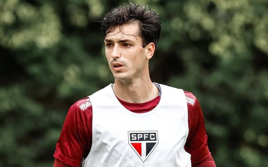 Dinenno poderá estrear pelo São Paulo nesta quinta-feira (12), contra o Vasco (Foto: Rubens Chiri/São Paulo FC)