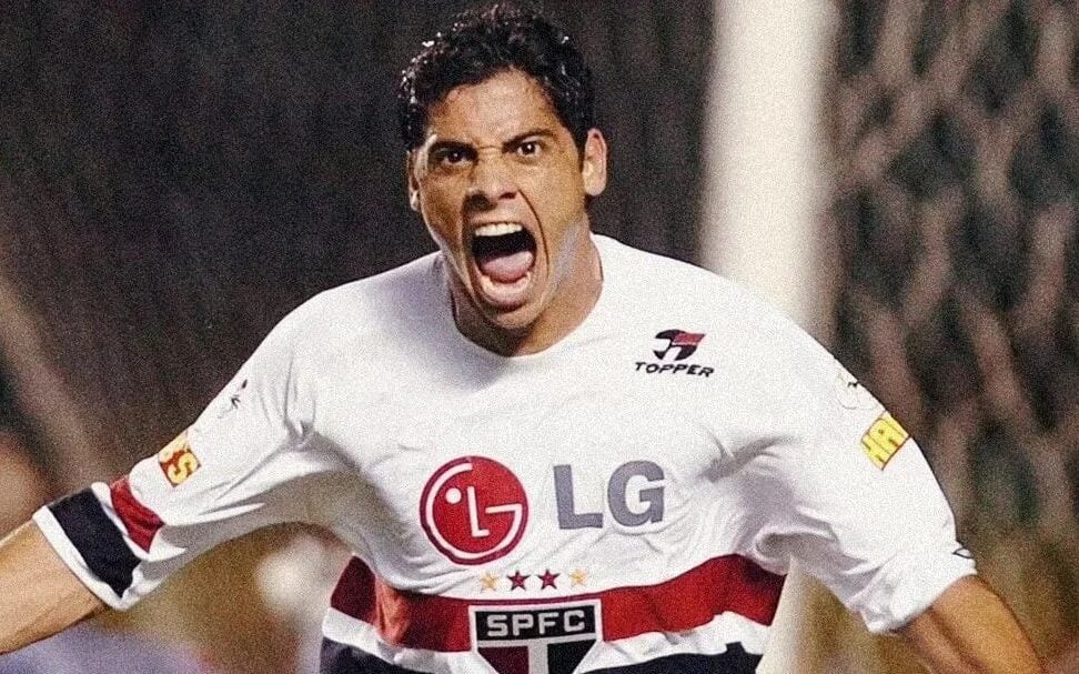 Cicinho relembrou a conquista histórica do São Paulo (Foto: Divulgação/ Instagram/ @Cicinho)