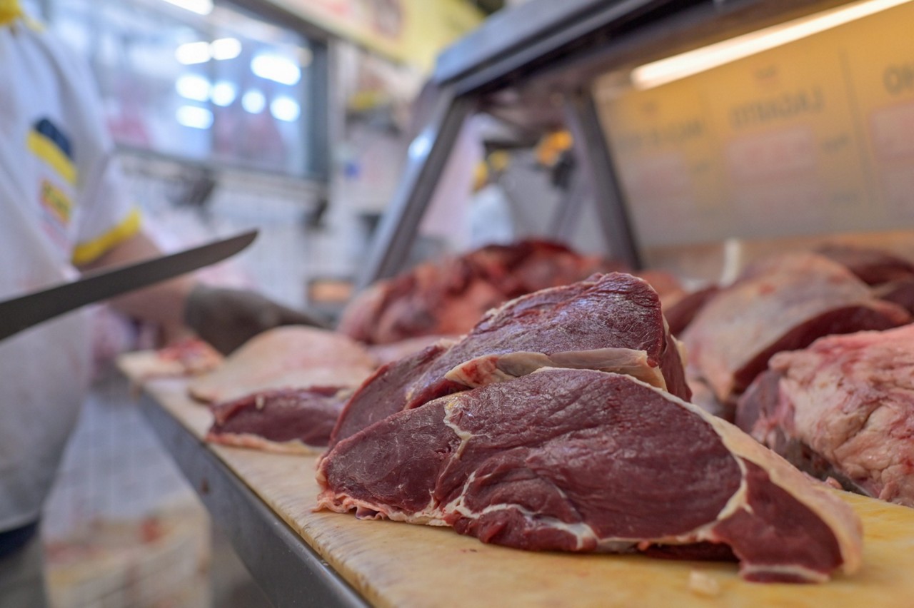 Carne de boi tradicionalmente fica mais cara no final do ano