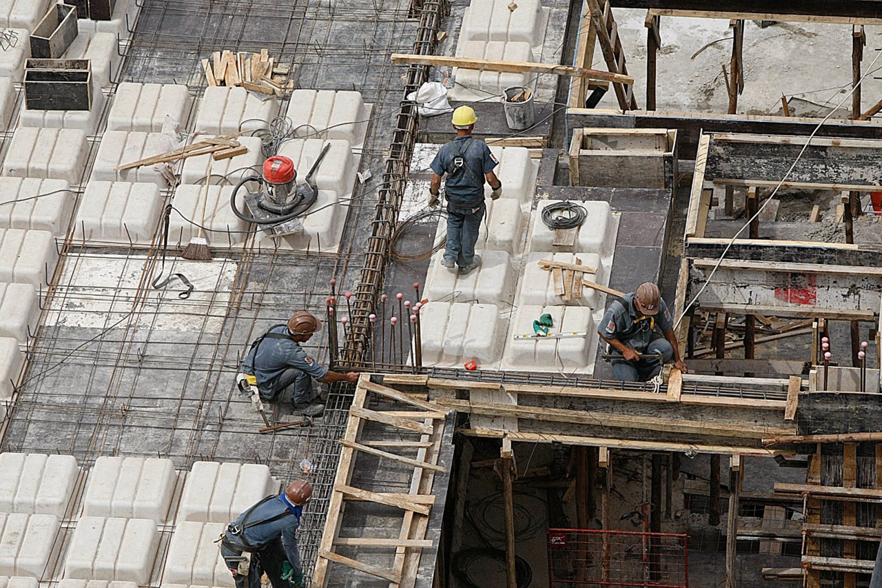 Mercado prevê desaquecimento do setor da construção civil após mudanças anunciadas pela Caixa