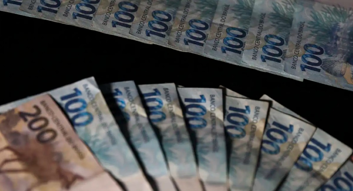O Produto Interno Bruto (PIB) é a soma de todos os bens e serviços produzidos no país