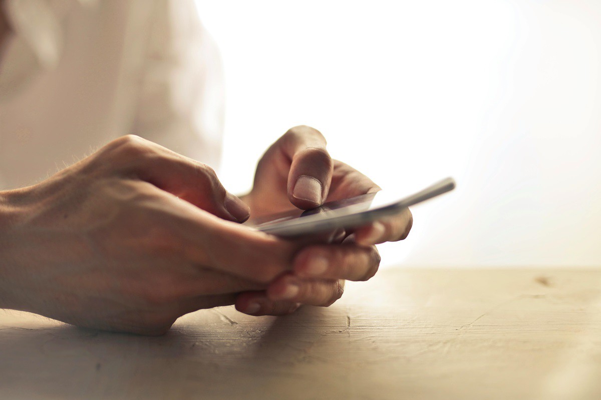 Golpe do Pix controla celular das vítimas