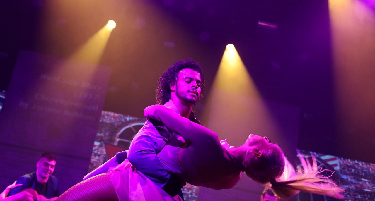 Jessé Ferreira, 24 anos, é bailarino e viaja o mundo para mostrar o seu talento- a dança