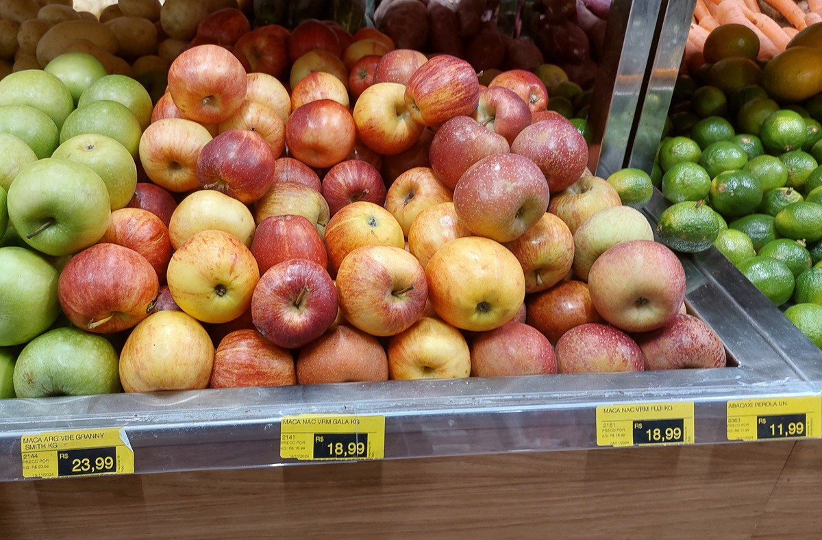 Maçã subiu de preços e chega a custar quase R$ 19 em supermercados de BH