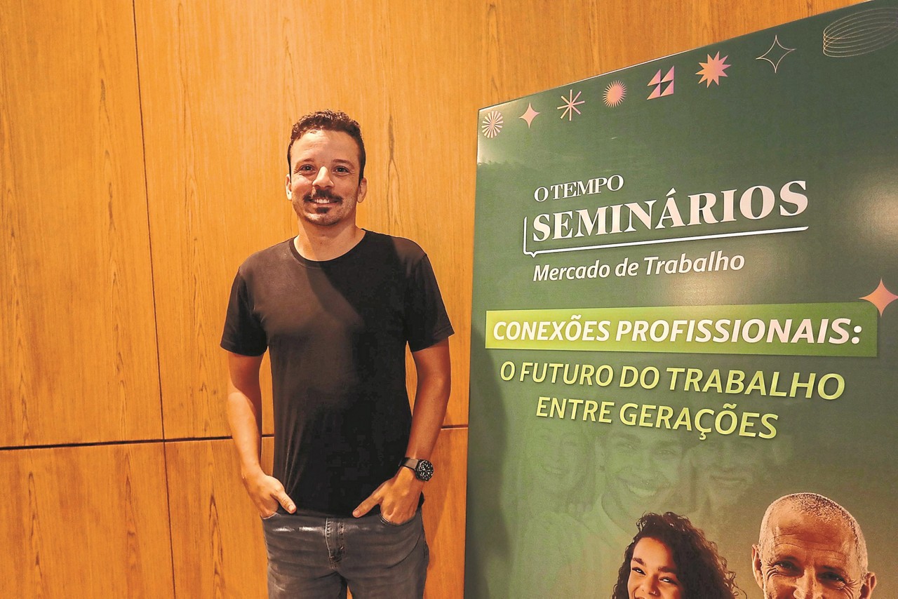  Tiago Moura, professor da Fundação Dom Cabral (FDC) e diretor de tecnologia da Hop AI