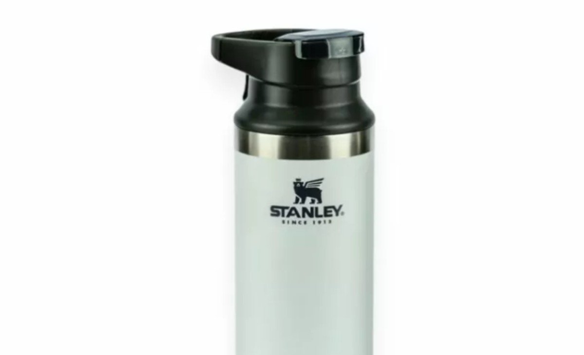 Garrafa térmica Switchback da Stanley