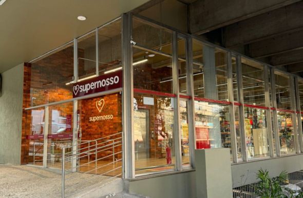 Supernosso na praça da Liberdade