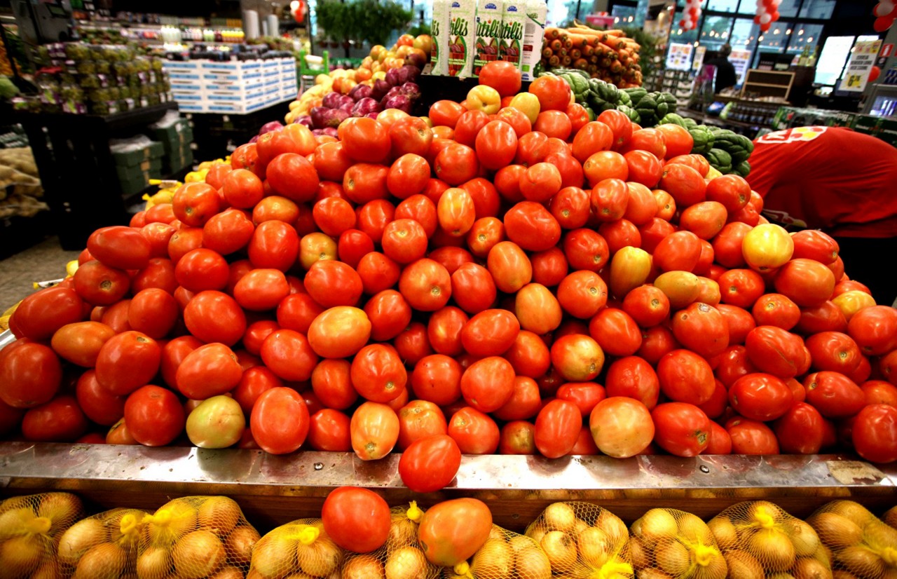 No ano, o tomate encareceu 52,33% nos sacolões de BH 