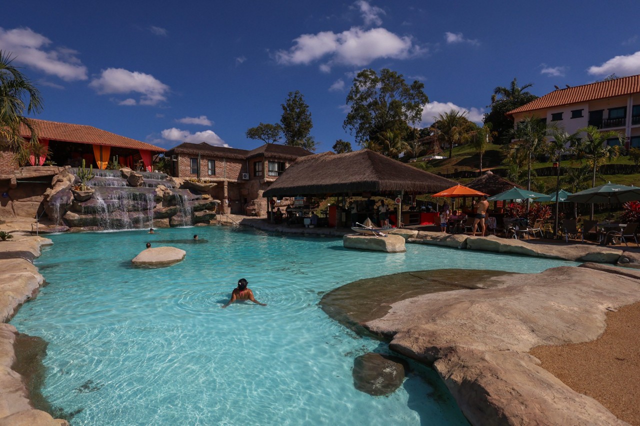 Hotel de lazer Parque do Avestruz fica em Esmeraldas, na Grande BH