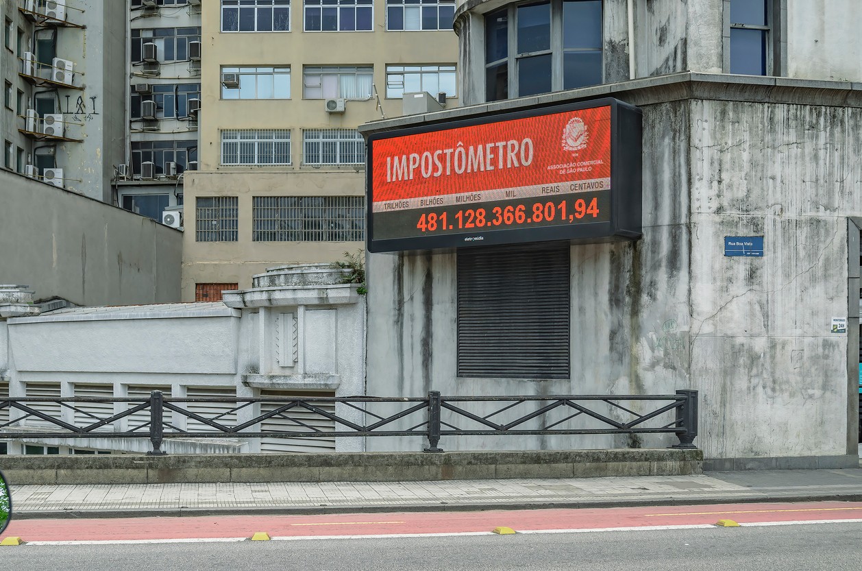 Sao Paulo SP, Brazil - March 06, 2019: Electronic panel that calculates the taxes paid by Brazilians. Impostometro - Commercial Association of São Paulo.