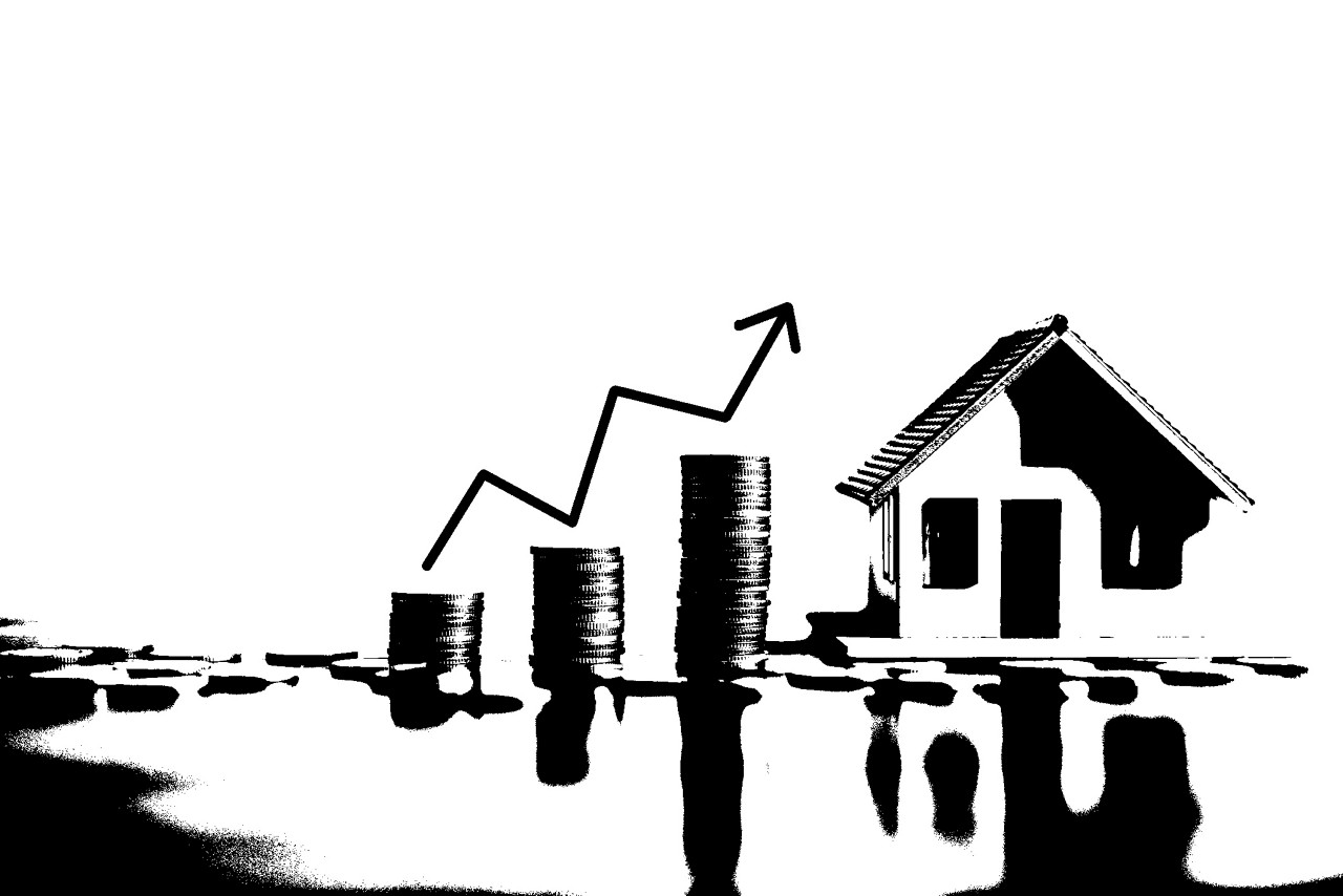 The up arrow shows the inflation rate. Interest rates increase, home loan, mortgage, house tax. investment and asset management concept. percentage for increasing interest rates with stacks coins