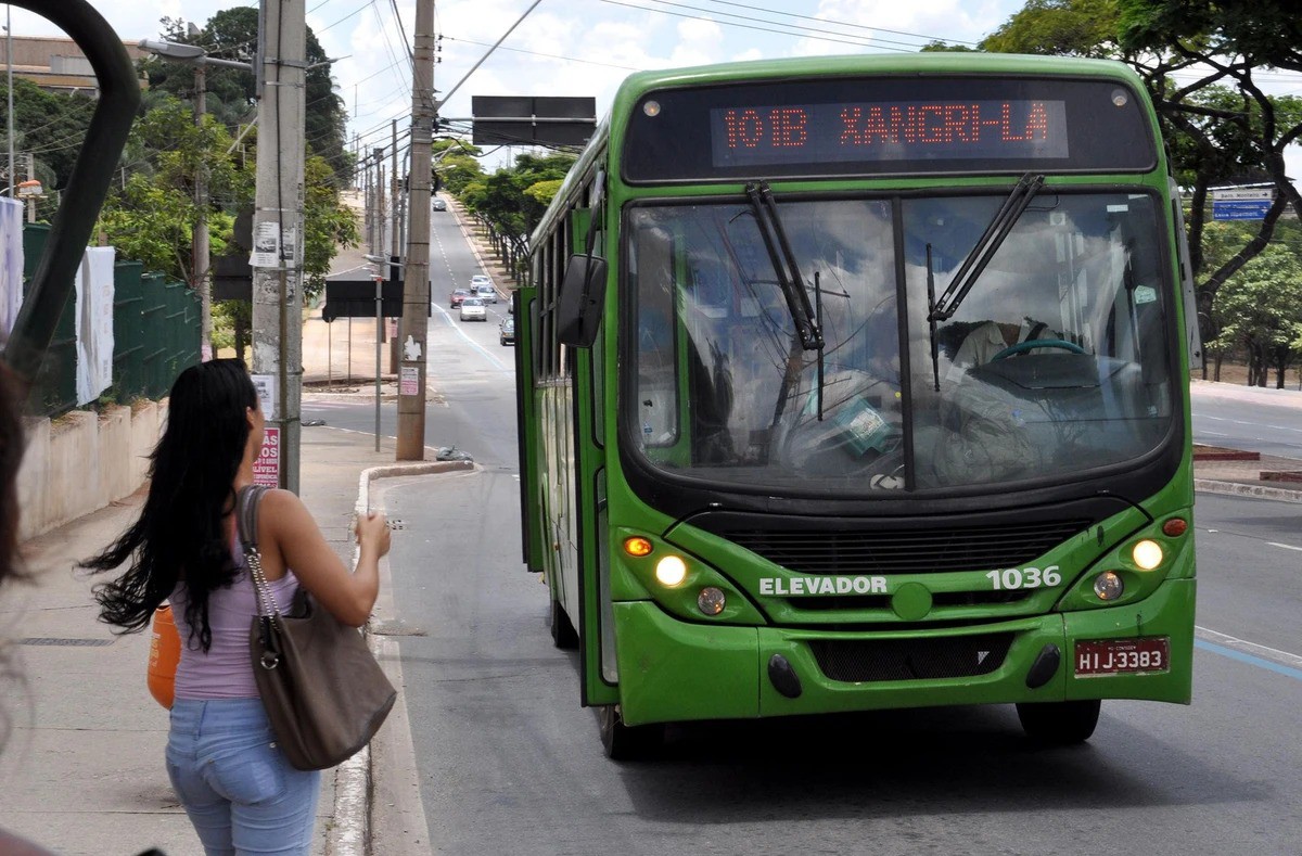 Conselho Municipal de Transporte de Contagem determinou o aumento da tarifa de ônibus de R$ 6 para R$ 6,40
