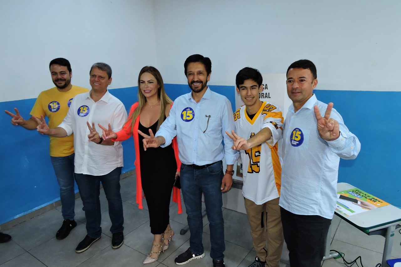 Candidato à reeleição, o atual prefeito Ricardo Nunes (MDB) registrou seu voto no distrito de Socorro, zona Sul da capital