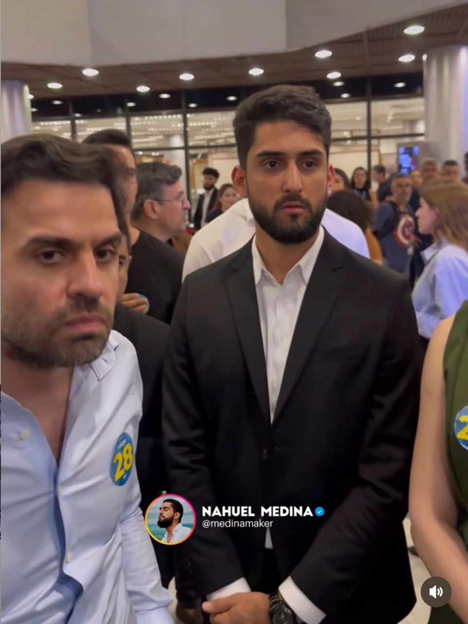 Nahuel Medina, ao lado de Pablo Marçal; assessor agrediu Duda Lima, marqueteiro de Ricardo Nunes, após debate do Flow em São Paulo