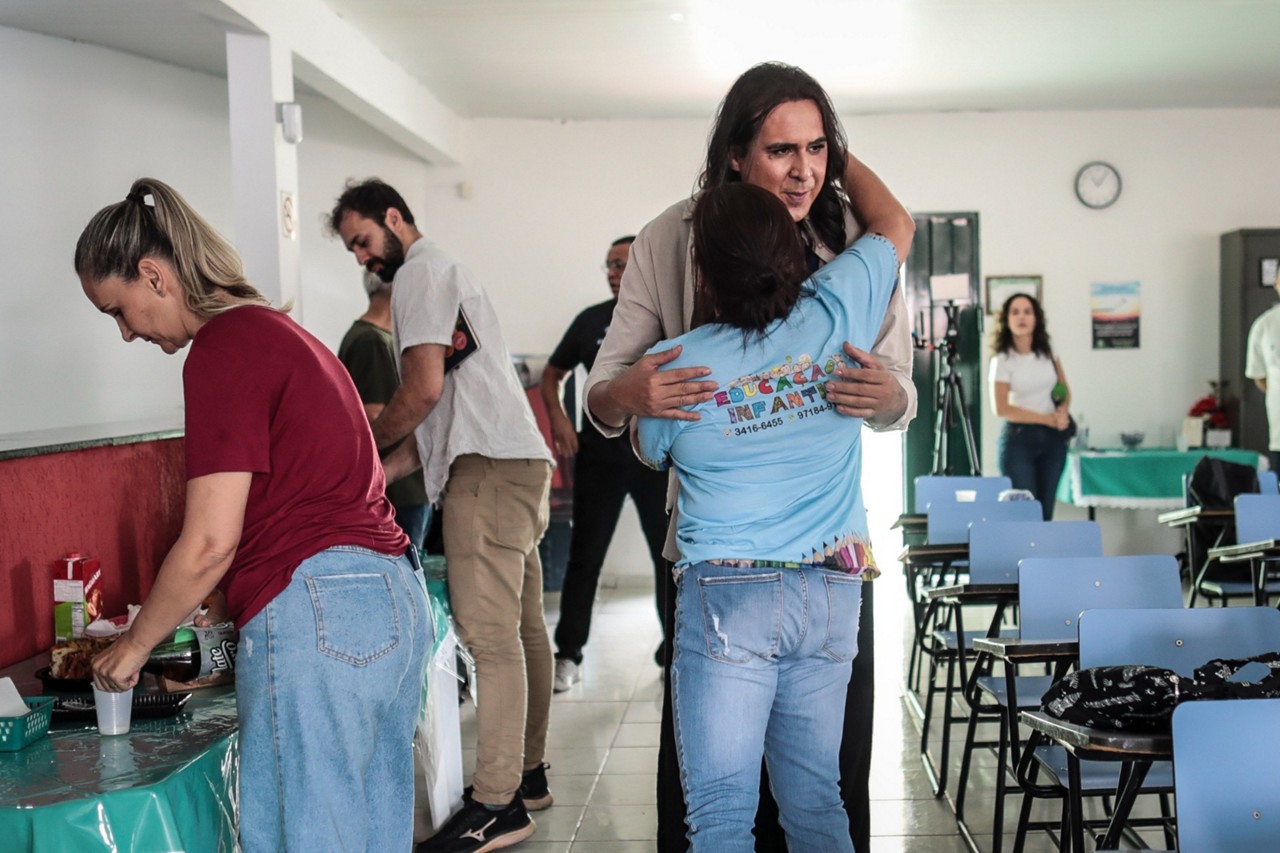 Duda Salabert (PDT) participa de encontro com o Movimento de Luta Pró-Creches 