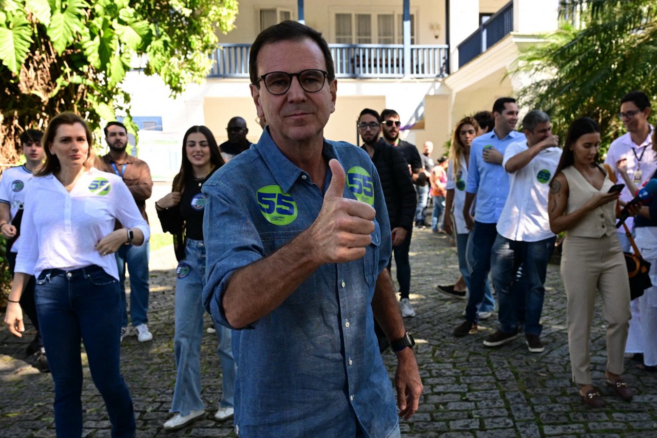 Eduardo Paes (PSD), após votar em uma escola do Rio de Janeiro: prefeito bateu Alexandre Ramagem (PL), candidato de Jair Bolsonaro (PL)