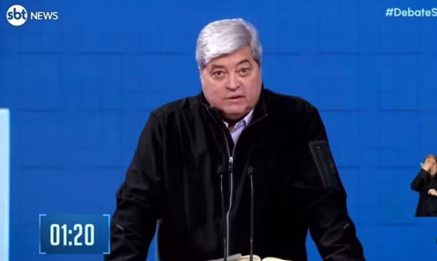 José Luiz Datena, no debate do SBT, durante fala em que cometeu ato falho sobre violência contra a mulher
