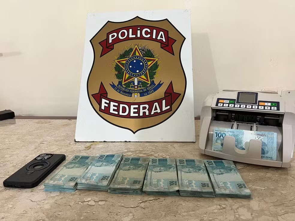 Prefeito candidato à reeleição é preso com dinheiro não declarado que seria  usado em campanha | O Tempo