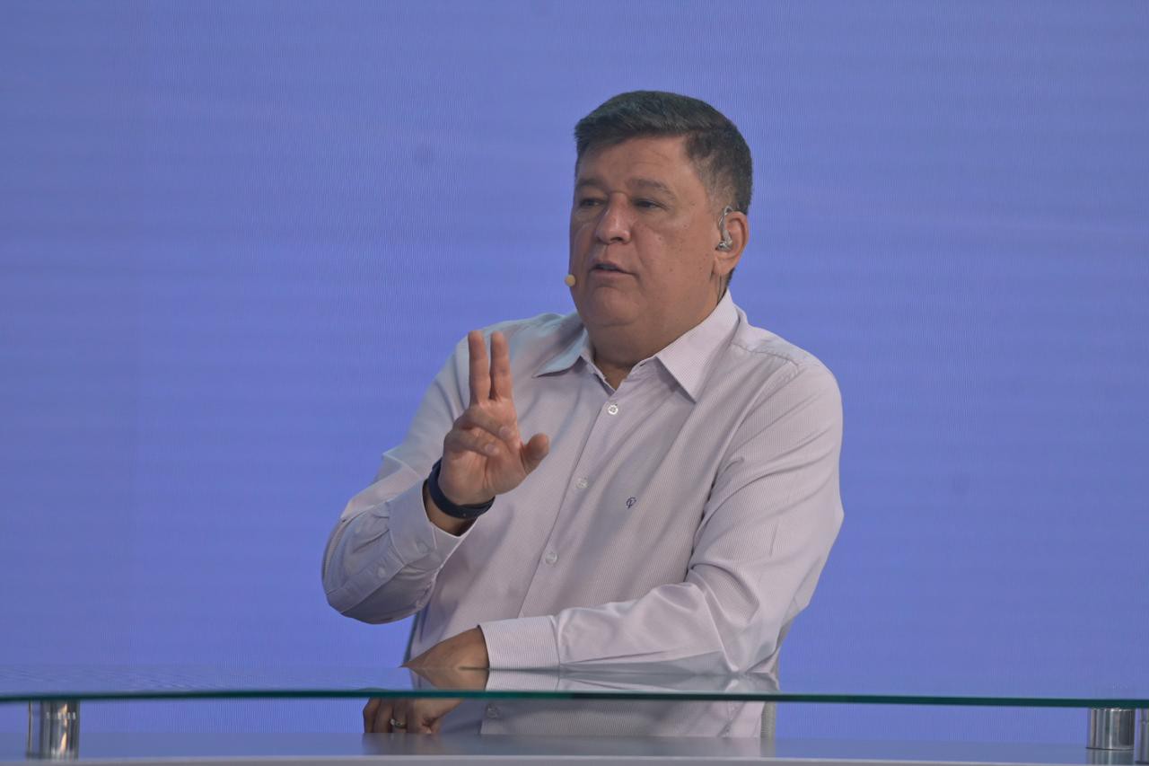 Senador licenciado é candidato à Prefeitura de Belo Horizonte pelo (Podemos)