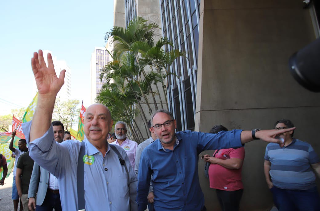 O então prefeito de Belo Horizonte, Fuad Noman, e o secretário de Relações Institucionais Paulo Lamac, durante a campanha do ano ado