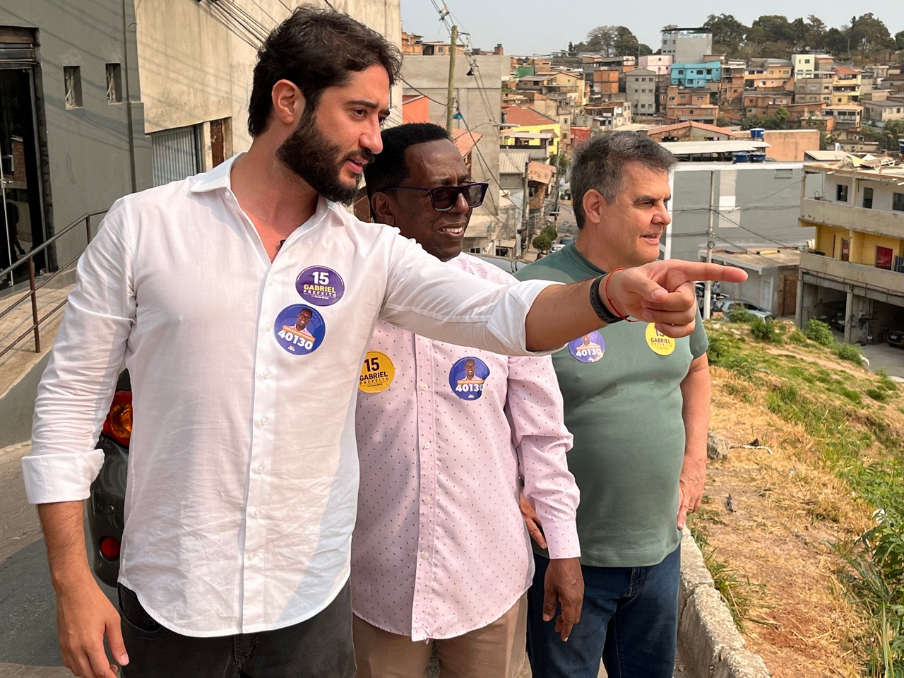 Gabriel Azevedo visitou um aglomerado pela primeira vez desde o início da campanha
