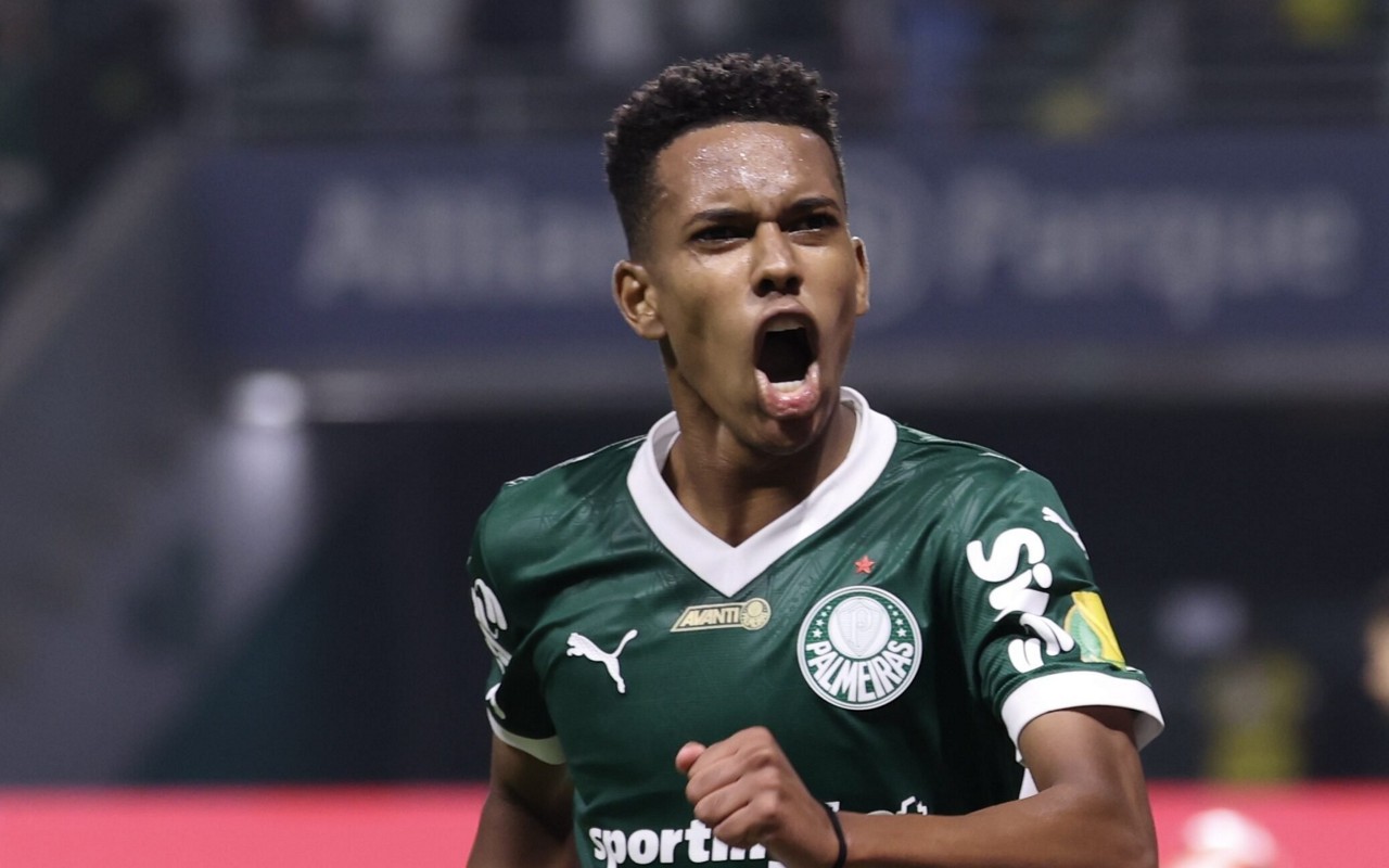 Estêvão é o jogador de maior valor de mercado do Palmeiras