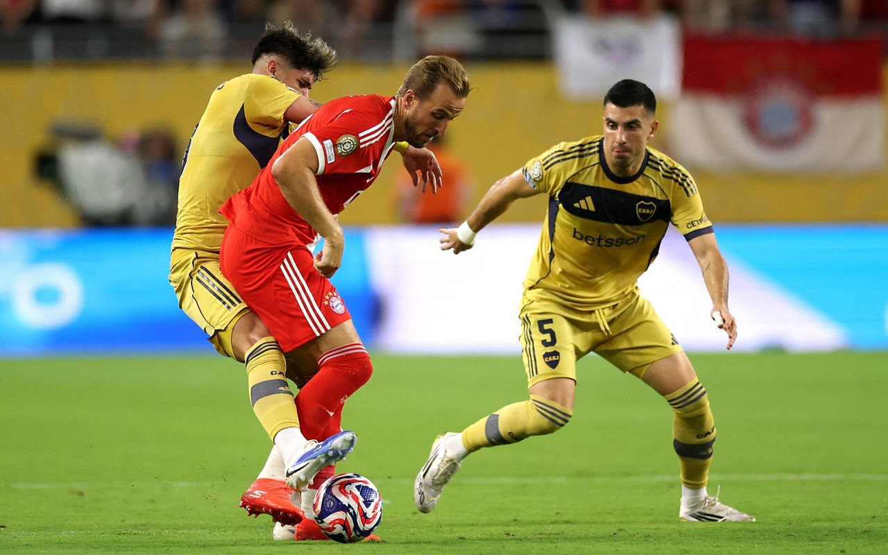 Boca Juniors em ação contra o Bayern de Munique pelo Mundial de Clubes (Foto: Kevin C. Cox/AFP)
