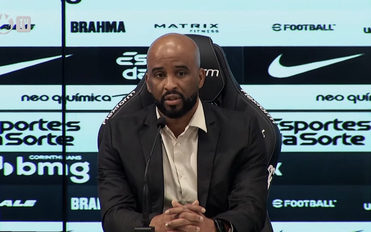 Fabinho Soldado, executivo de futebol do Corinthians, é responsável pelas contratações da equipe (Foto: Reprodução/Corinthians TV)
