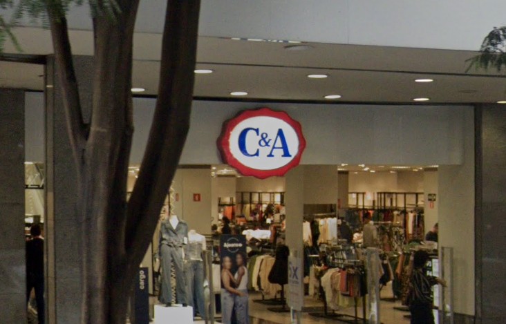 Vagas na C&A focam Black Friday e Natal. Imagem ilustrativa