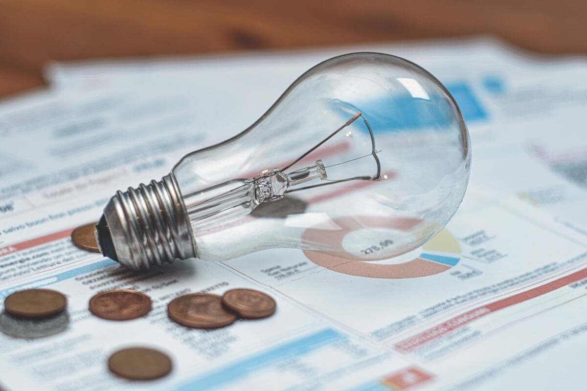 Atitudes simples ajudam a economizar energia elétrica no dia a dia