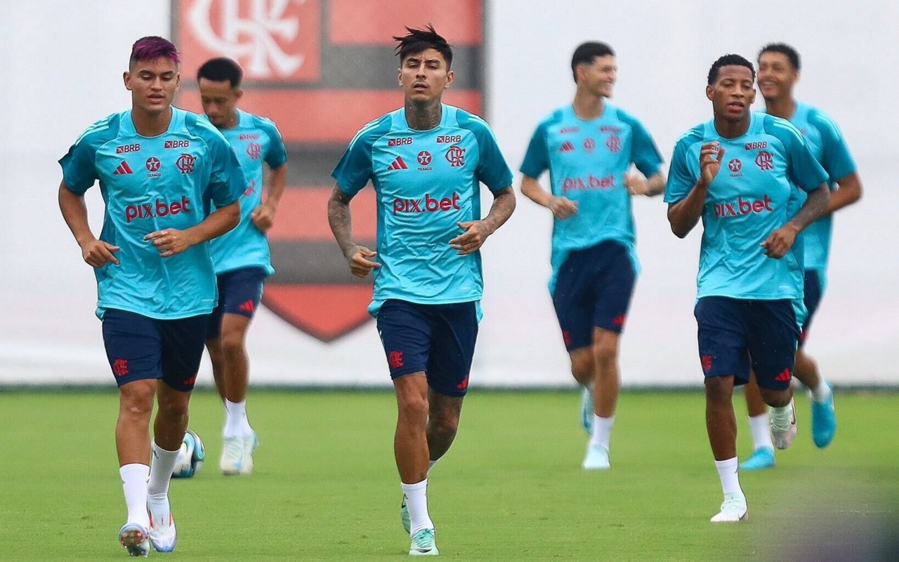 Jogadores do Flamengo durante treinamento (Foto: Divulgação/Flamengo)