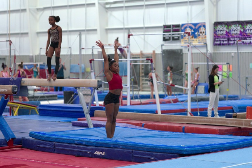 5 revelações impressionantes de O Retorno de Simone Biles na Netflix