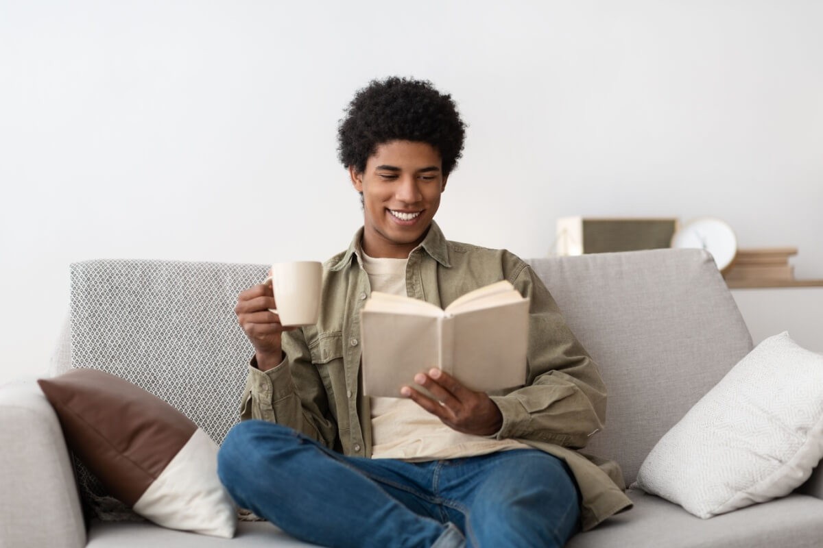 A leitura durante o feriado é uma ótima forma de estimular a mente e reduzir o estresse