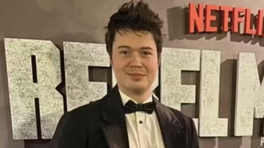 Alexander Westwood, ator de 'Sex Education'