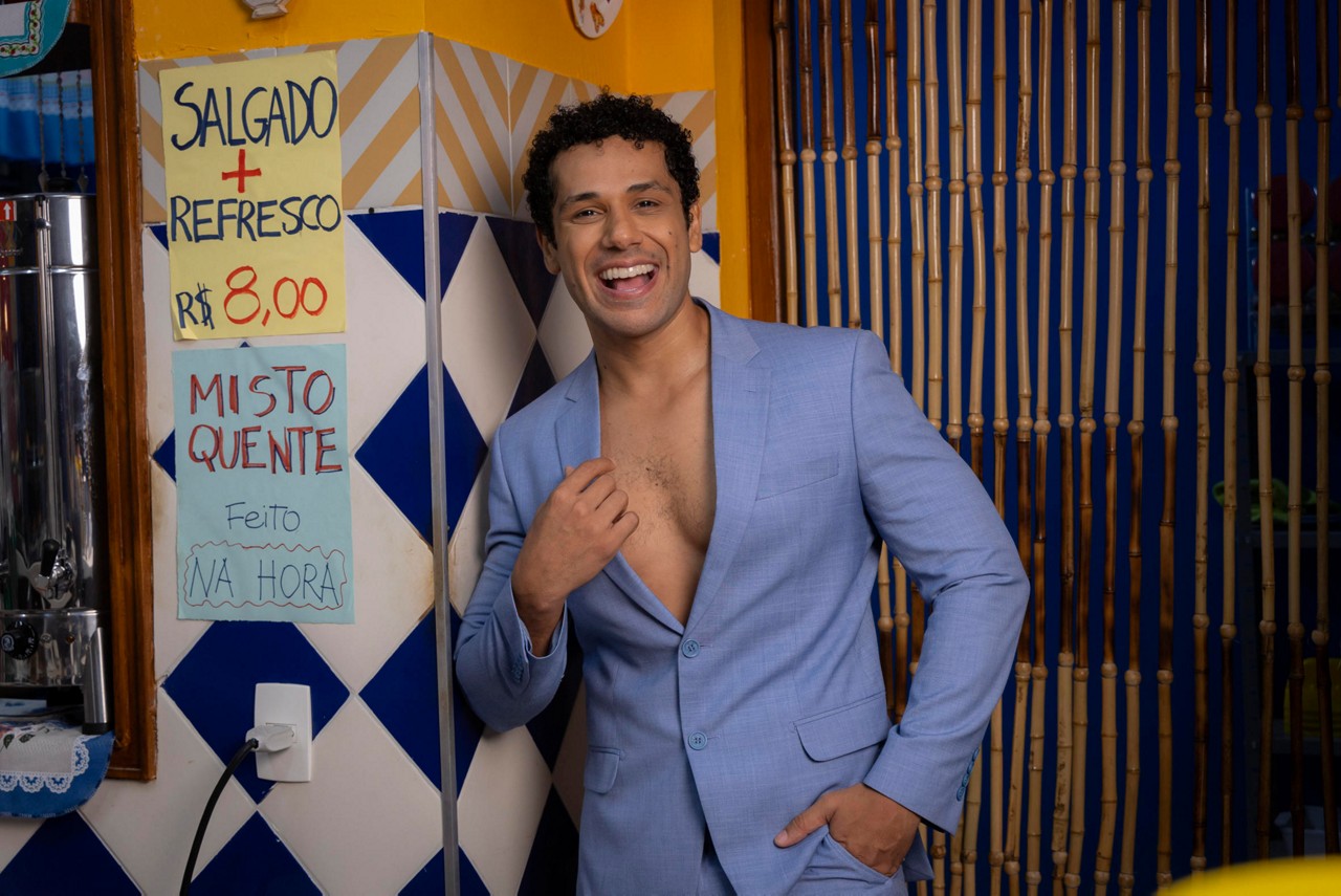 Amaury Lorenzo interpreta o personagem Chico em 'Volta por Cima'