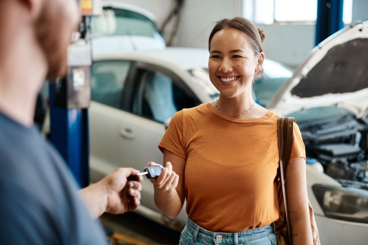 Antes de sair de férias, é fundamental realizar uma revisão no carro
