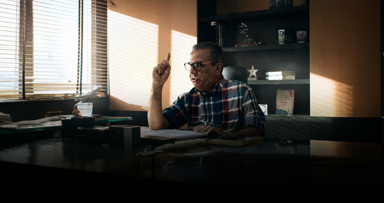 Silas Malafaia é entrevistado por Petra Costa no filme 'Apocalipse nos Trópicos' 