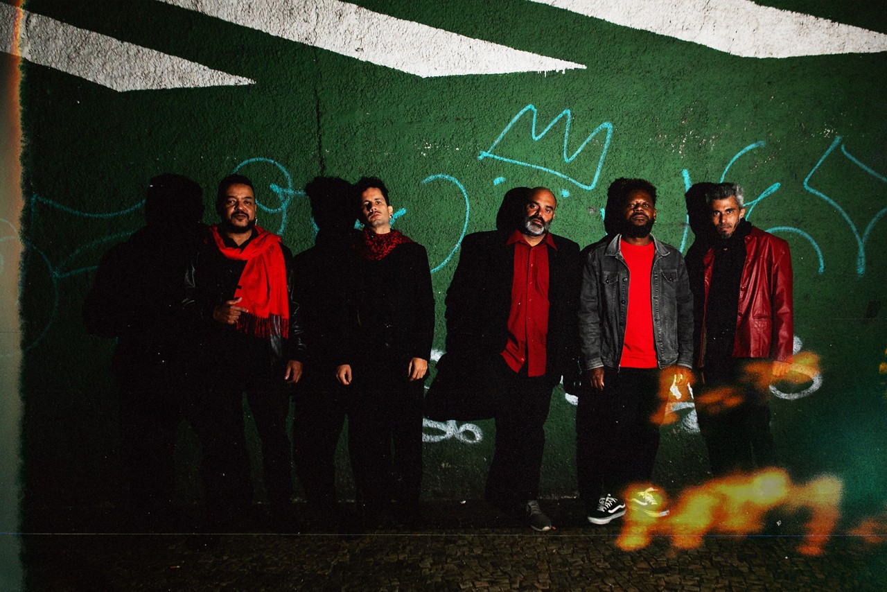 A banda Pelos vai lançar seu quinto disco de estúdio, 'Noturnas', neste mês