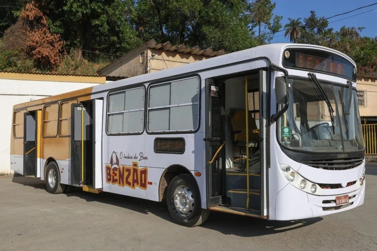 O ônibus do projeto 'Benzão'