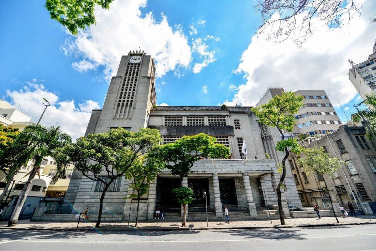 Prefeitura de BH abriu vagas com remunerações diversas