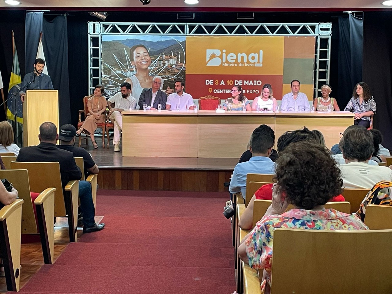 Cerimônia de apresentação da Bienal do Livro aconteceu nesta quarta