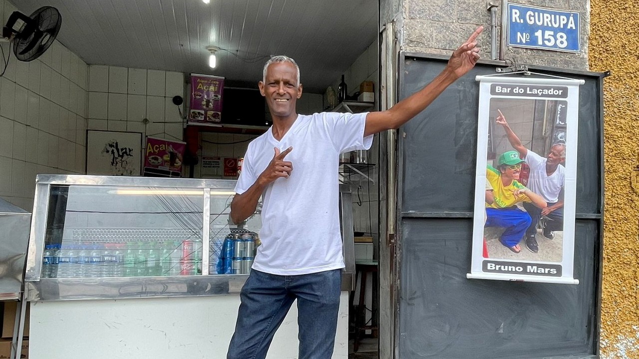 Bar visitado pelo cantor Bruno Mars vai ser reformado pela Ambev e ainda será cenário de comercial da Magalu
