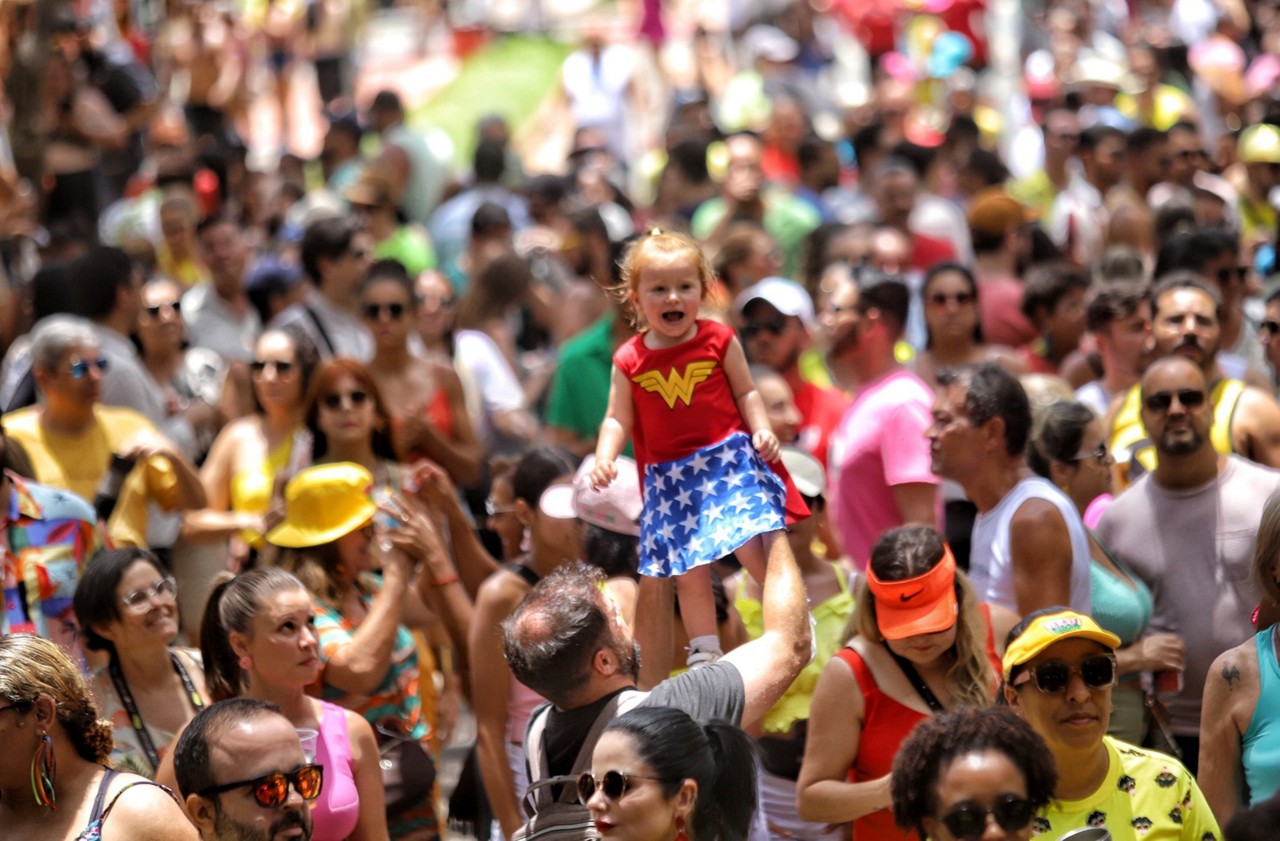 Pra quem gosta de folia, o Carnaval de BH já começou, e tem vários cortejos agendados neste sábado (8)