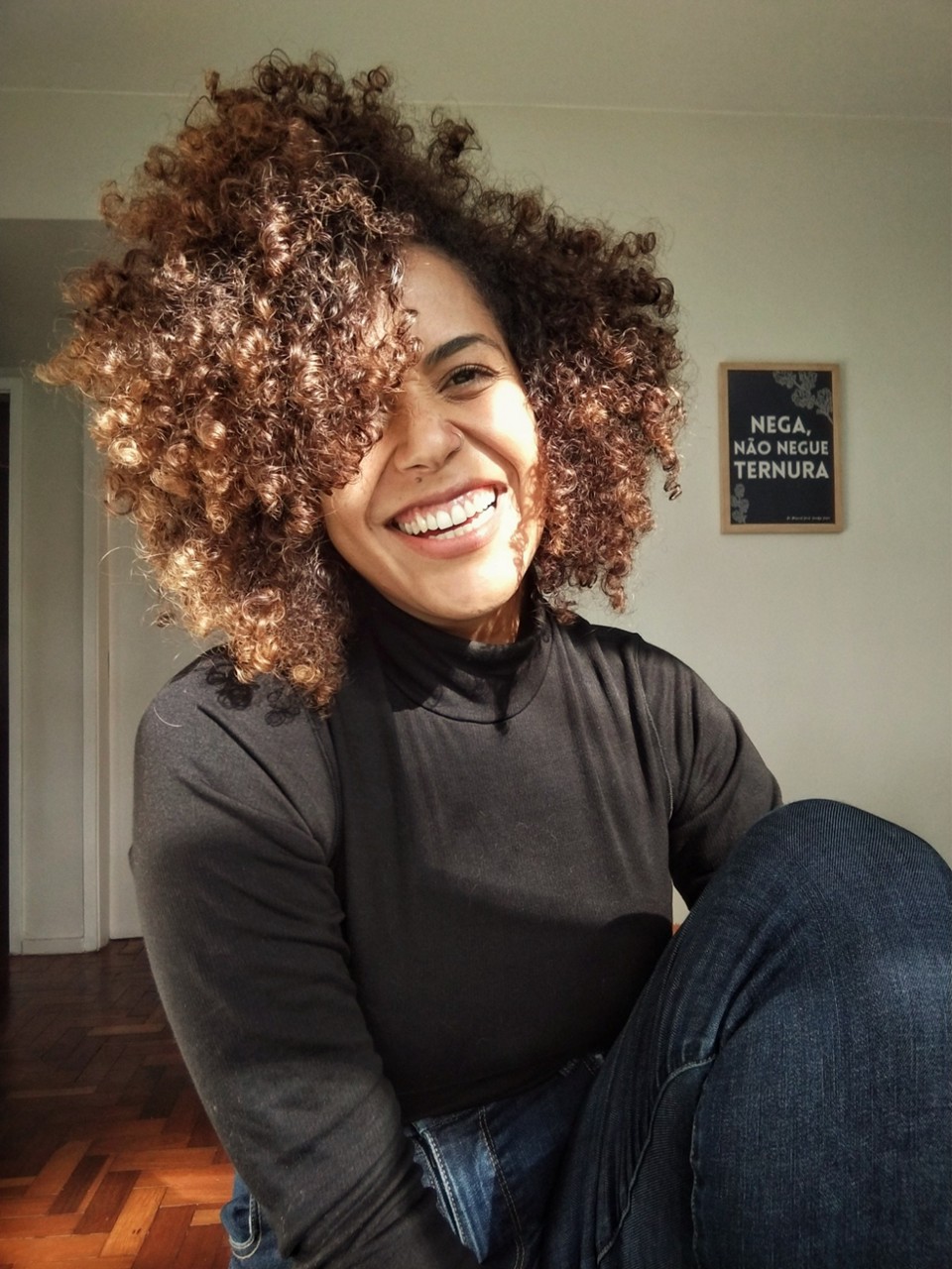 Taís de Sant’Anna Machado apresenta seu livro Um pé na cozinha: um olhar sócio-histórico para o trabalho de cozinheiras negras no Brasil 
